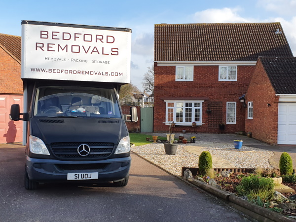 Bedford Removals Man And Van Service